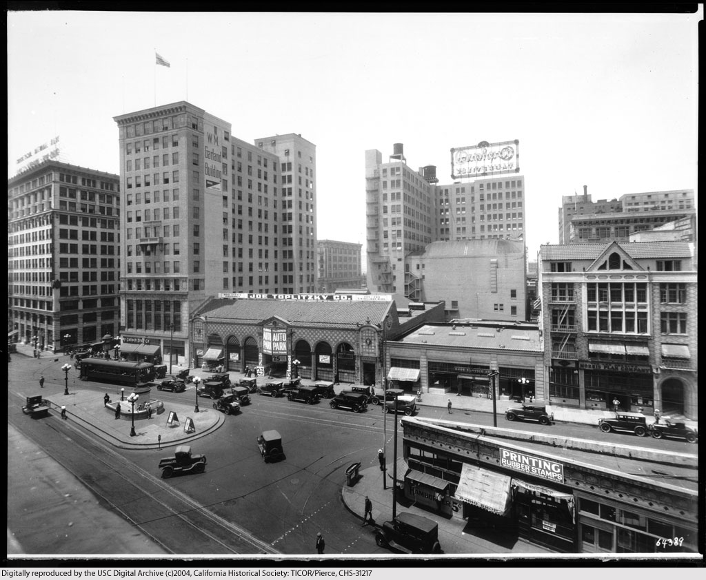 Historic wide photograph of Spring Street in downtown Los Angeles in the 1920s